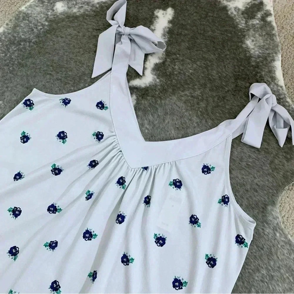 NWT Banana Republic Floral Top - Picture 3 of 10